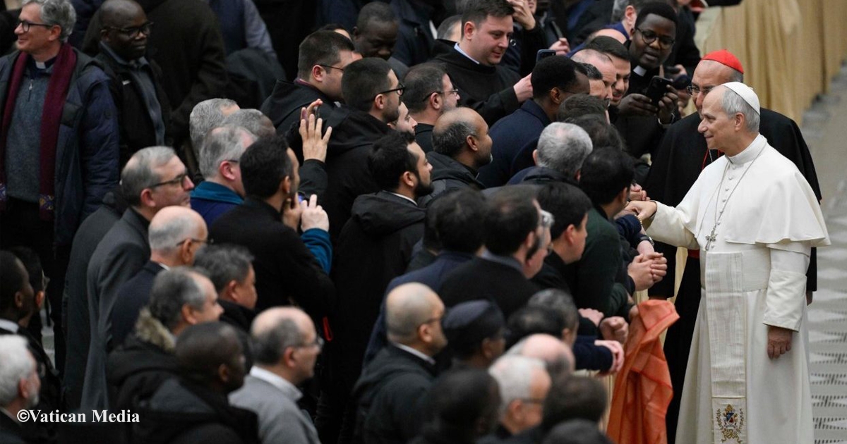 Pope urges Priests to Rekindle Faith Fire
